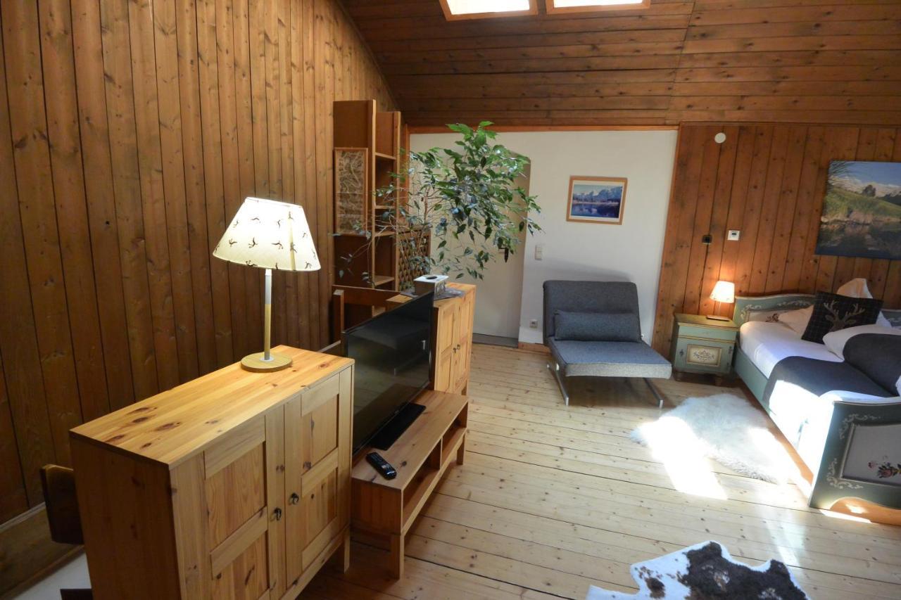 Holiday home Hoglhaus & Malerwinkel Mittenwald
