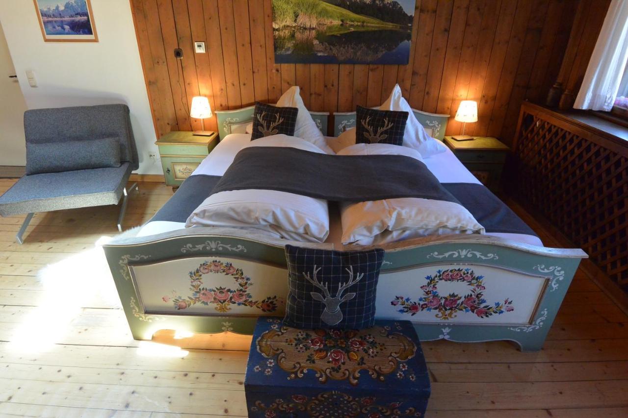 Hoglhaus & Malerwinkel * Mittenwald