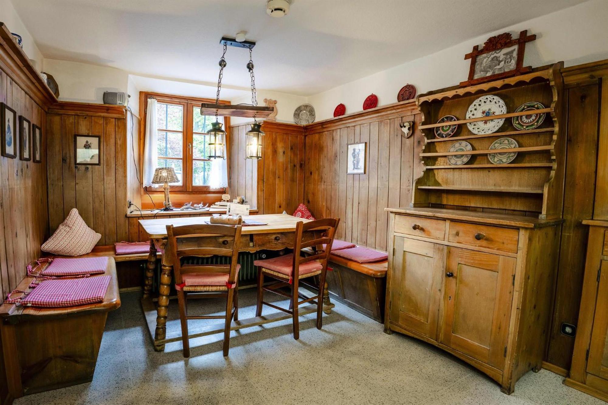 Holiday home Hoglhaus & Malerwinkel Mittenwald